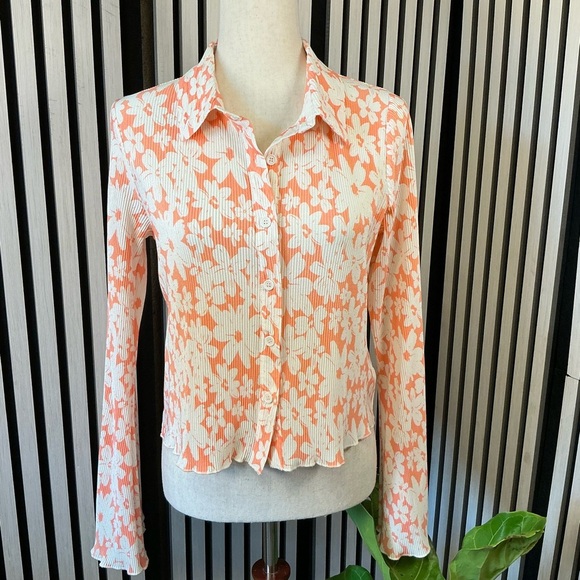 Le Lis Tops - Le Lis Orange and White Floral Button-Down Shirt Sz M